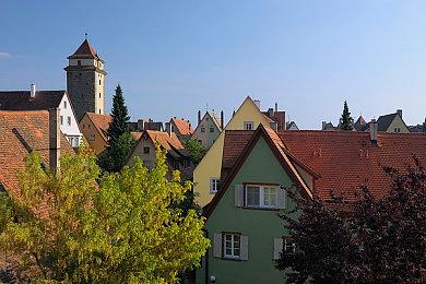 《彩虹六号：围攻》Melusi 精英皮肤预告 英勇的非洲女战士